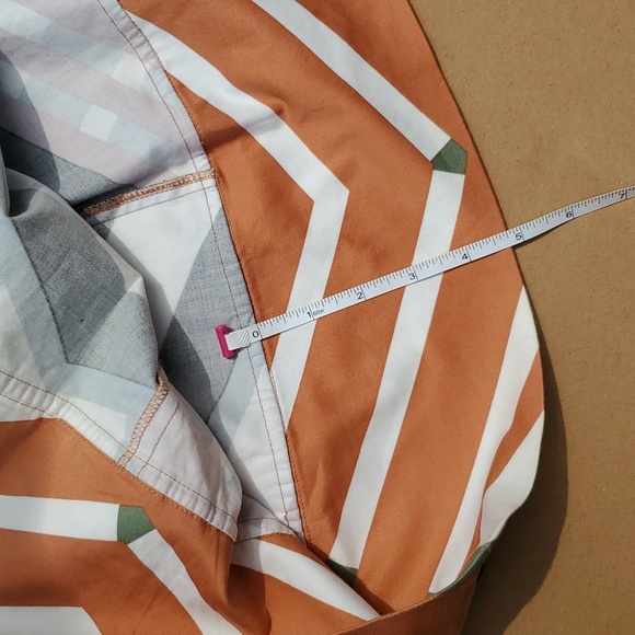 Jessica Simpson Halter dress, size 6 - Picture 4 of 8